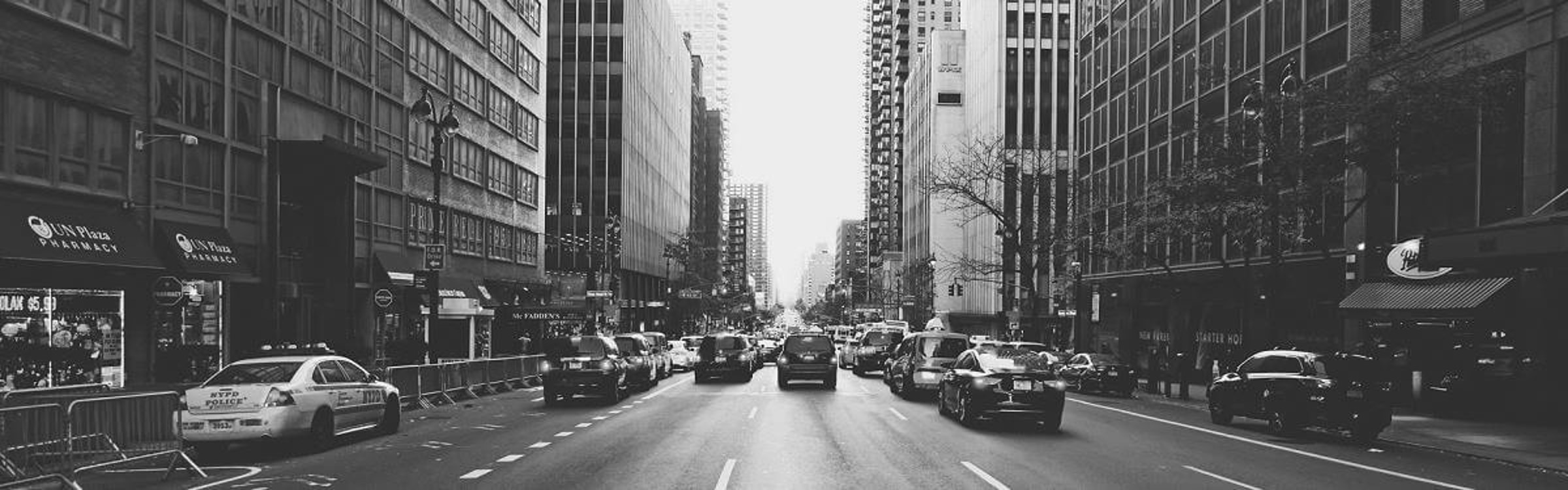 做房产业务员和做保险哪个好一些,做房地产的人去做保险难吗