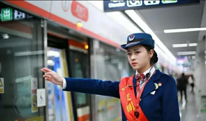 地铁站务员为什么一直招人,地铁什么时候招聘社会站务员