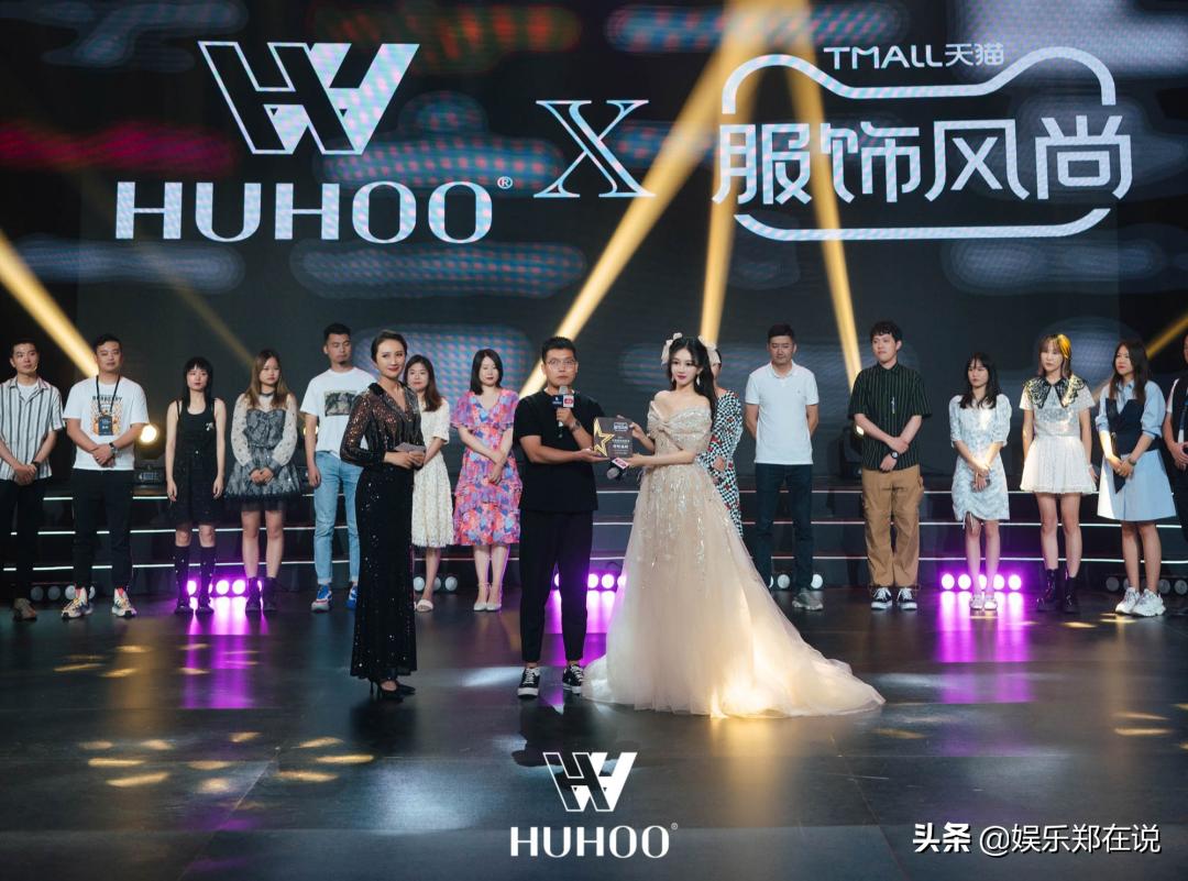 她是天猫服饰一姐，单场直播带货超2000万，粉丝叫她换装狂人