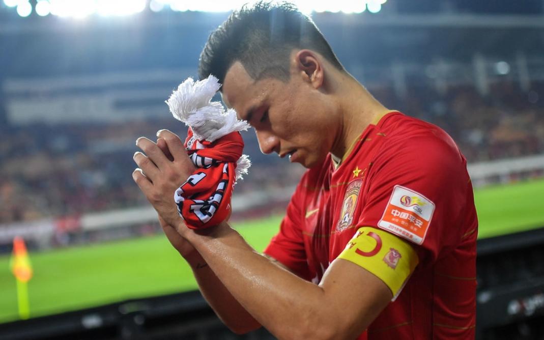 中超现场直播斯威对上港,天空体育直播中超