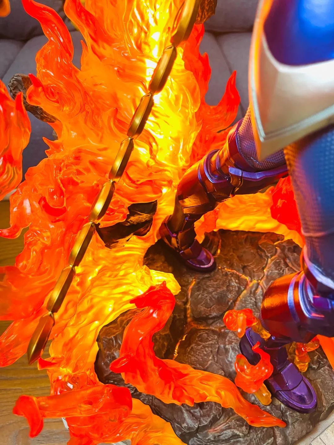 我居然花6000多买了个会发光的凤凰