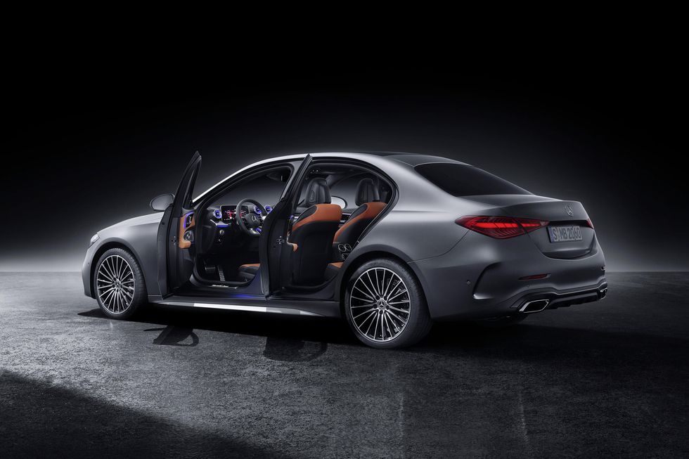 2022年新款奔驰c级惊艳亮相,全新奔驰c级2023款驾驶体验