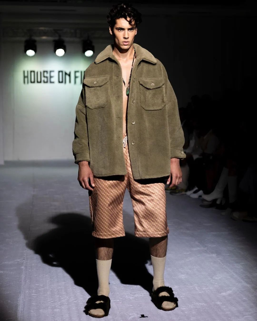 昔日男模“一哥”创立高级潮流服装品牌,人生的下半场更精彩