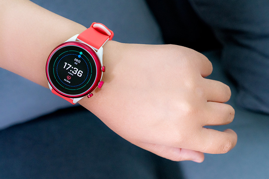 运动达人手表测评,fossil运动智能手表