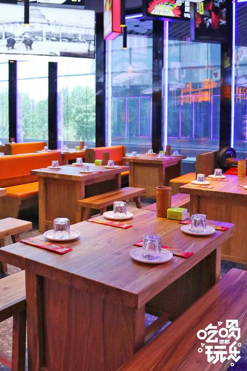 邯郸这家店竟然有着千里之外的东北味儿，4.9折开吃老铁们盘它