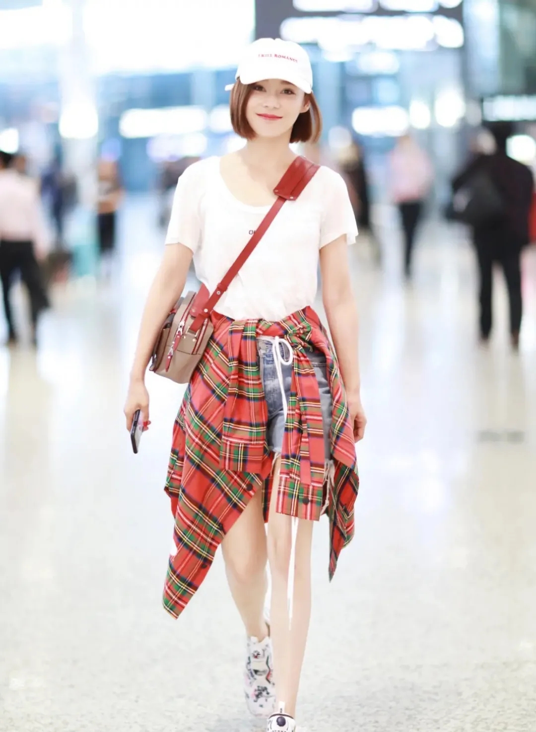 小胸怎么调理变大,小胸怎么做到聚拢