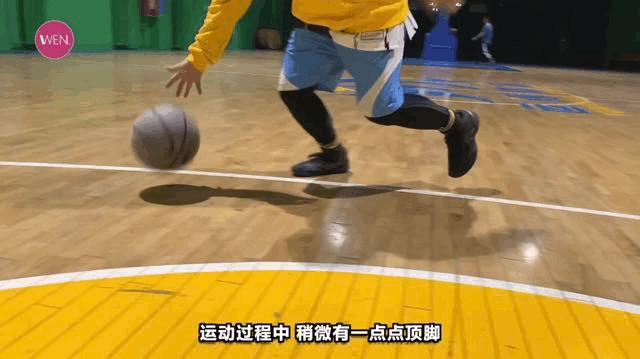 教练穿球鞋,教练穿nike