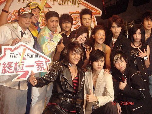 飞轮海看飞轮海名场面,飞轮海看王力宏唱歌