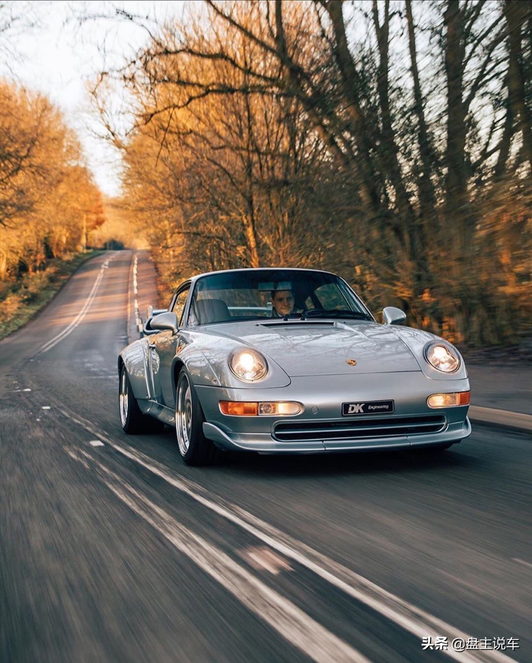 90年代的超跑三大神车,5款国产千万级超跑