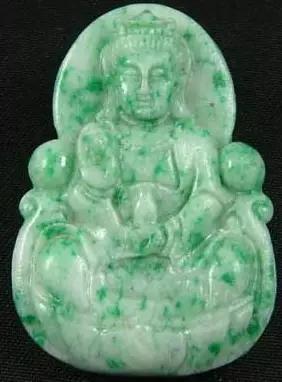 和翡翠相似的玉石怎么鉴别,和翡翠相似的玉石有哪些