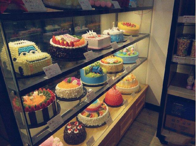 怎么布局一个蛋糕店赚钱,单店盈利模式靠什么赚钱