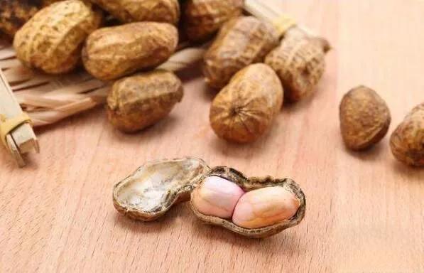 发霉的花生有毒吗,发霉花生真的一克就能致癌吗