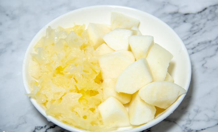 肺吸虫的克星食物,它才是肺部大救星也是天然解毒王