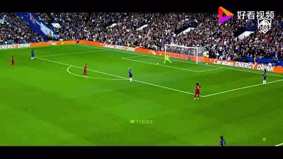 他曾是世界上最贵的门将,世界上排前五最狠的门将是谁