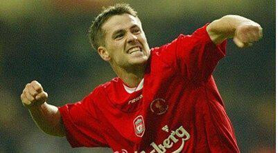 16年欧文捧起冠军奖杯,欧文新秀第几年夺冠