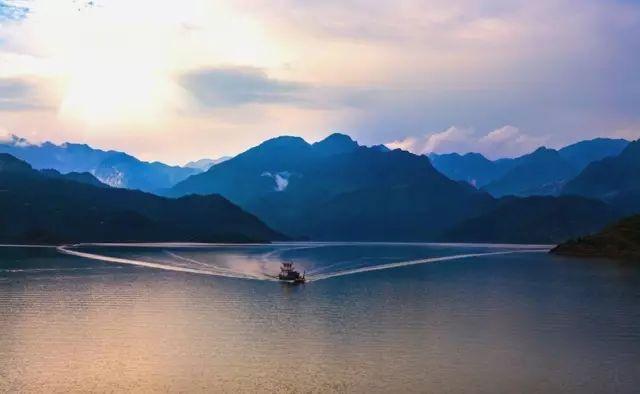 浙江有个像欧洲的地方,浙江旅游必去十大美食