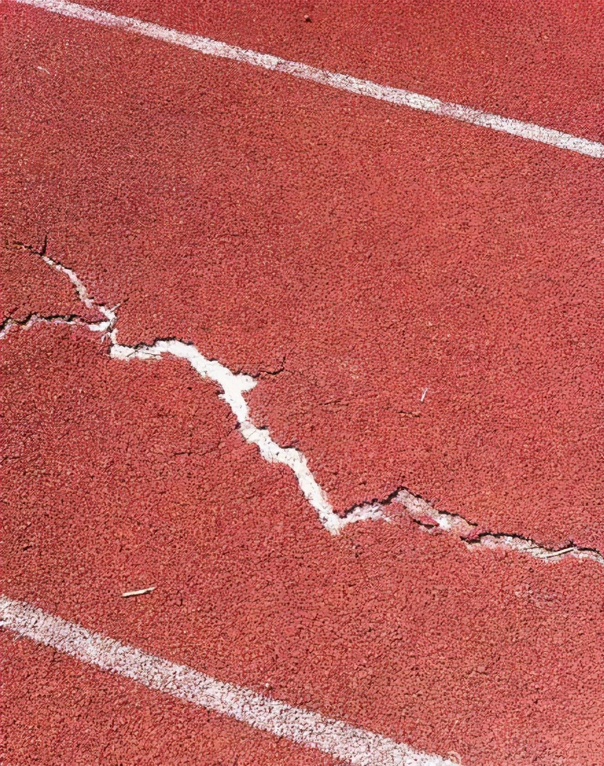 塑胶跑道翻新及修补方案,塑胶跑道翻新及修补方法