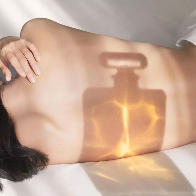 adidas和椰子联名的拖鞋,adidas新联名拖鞋