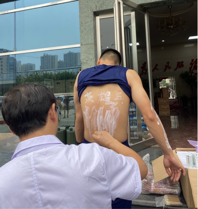 抗洪救灾洪灾无情,洪水无情人有情弘扬抗洪精神