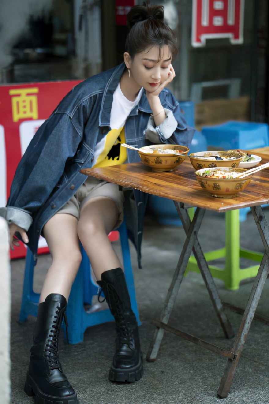 冬天的加绒马丁靴小个子测评,冬天里的第一双雪地靴