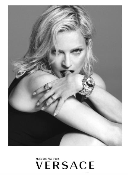 姚晨、许凯都爱范思哲手表，VERSACE范思哲是几线奢侈品牌？