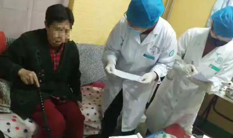 济南历下燕山社区卫生服务中心,社区卫生中心负责人的访谈