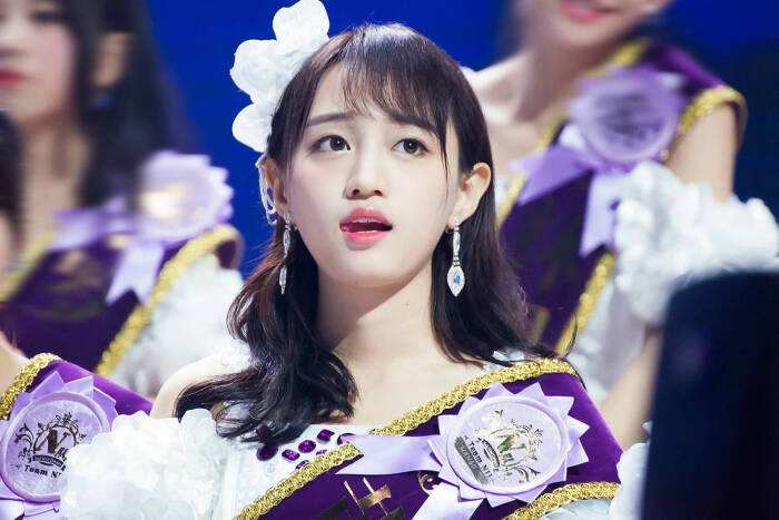 SNH48女团工资曝光!成员控诉吃不起饭,网友:还不如刷盘子