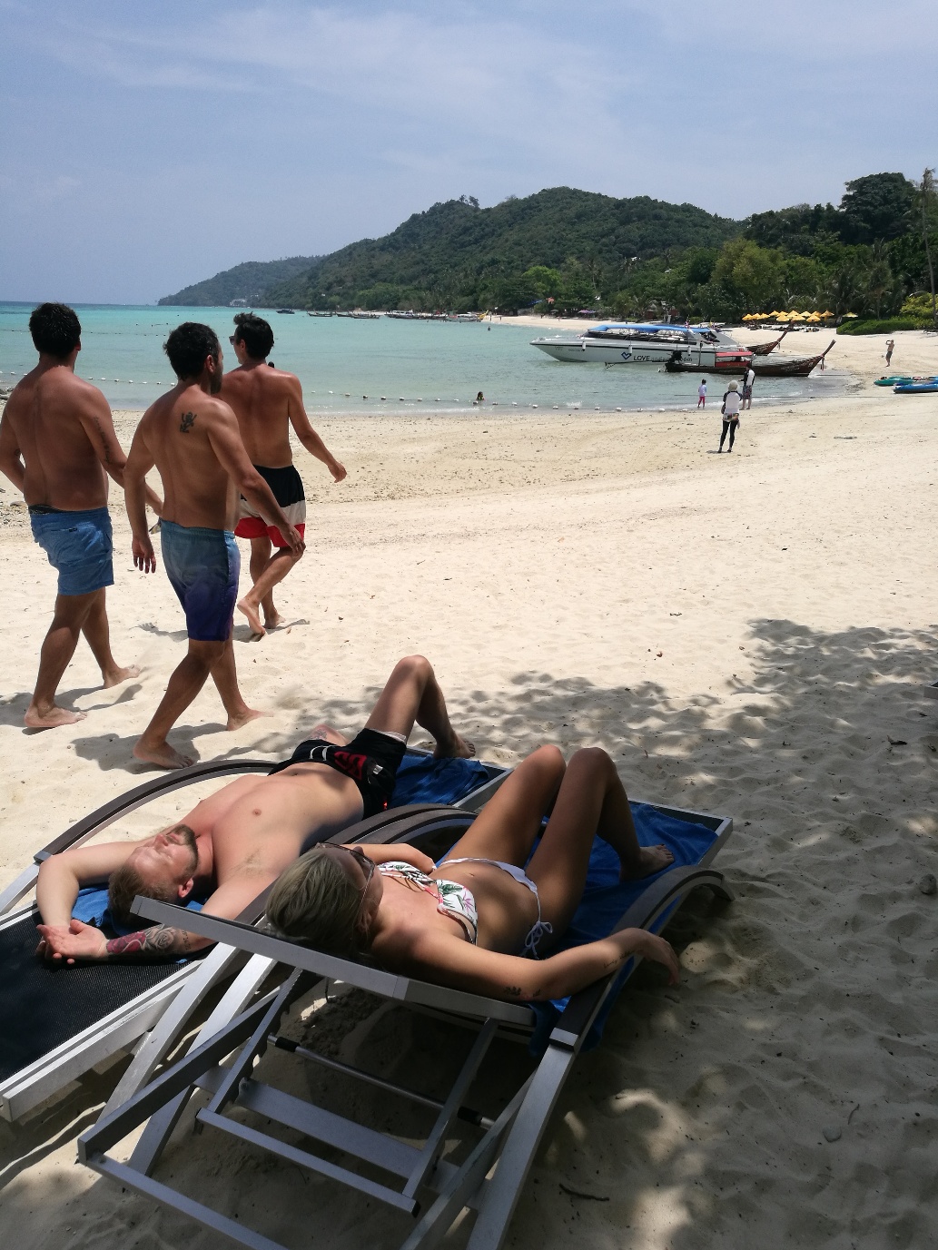 泰国普吉岛斯米兰岛旅游攻略,泰国旅游普吉岛的夏天皮皮岛浮潜