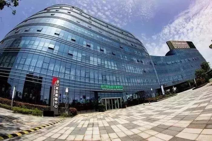 市区出发1h藏着一个“绿岛”？赛车、帆船…梅山原来如此洋气！