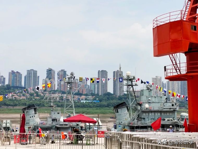 黄水小学《追寻红色足迹,争做阳光少年》重庆研学旅行圆满结束