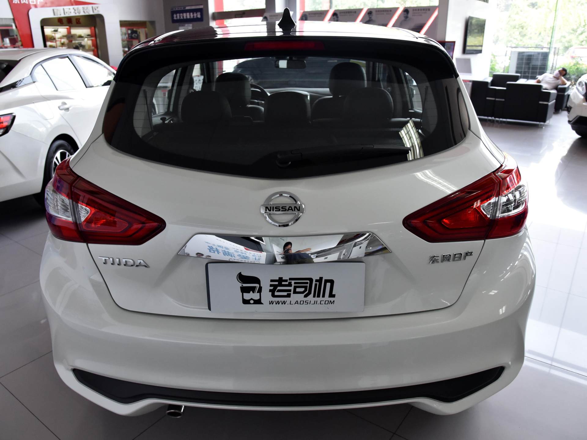 比2021经典轩逸更值得入手的车,十四代轩逸对比经典轩逸尺寸