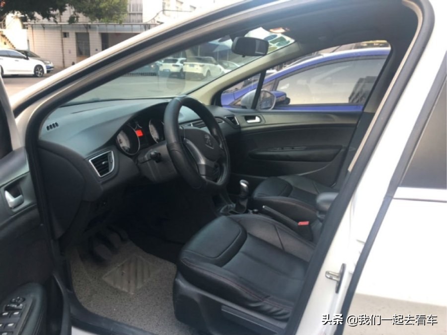 二手标致408与308哪款更值得入手,标致3082015款二手现在卖多少钱