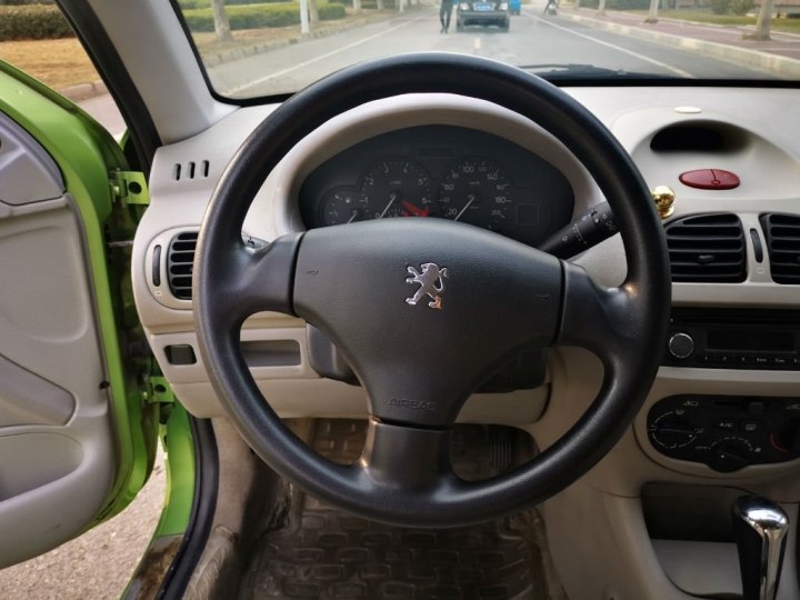 双门版标致206,标致206难得一见的好车