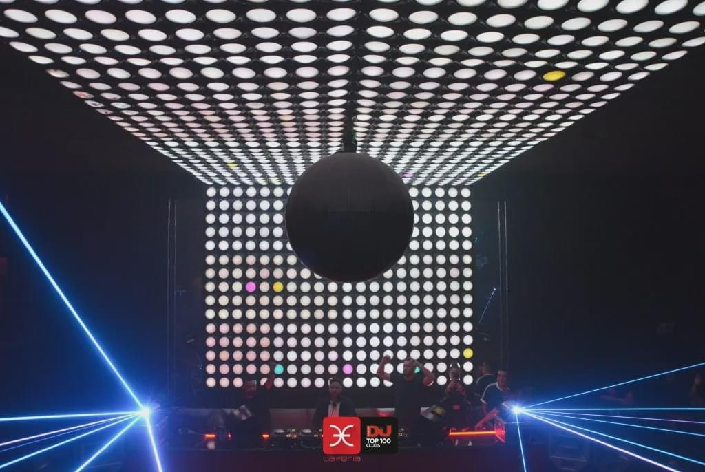 夜店越大越好？只装300人的小酒吧也能进全球百大