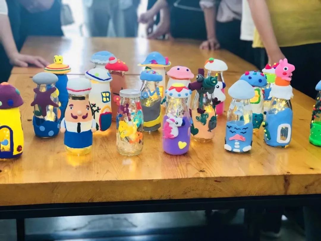 不靠娱乐设施、不接待散客、不主动宣传，这个庄园依然被引爆