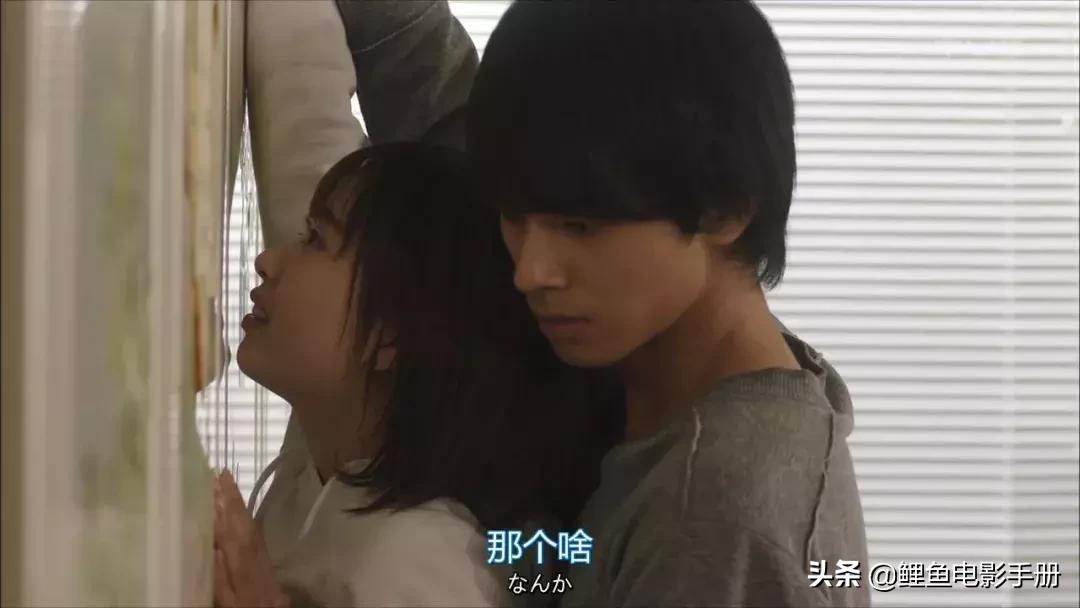 半夜看电视剧扰民不,半夜睡不着看什么电视剧