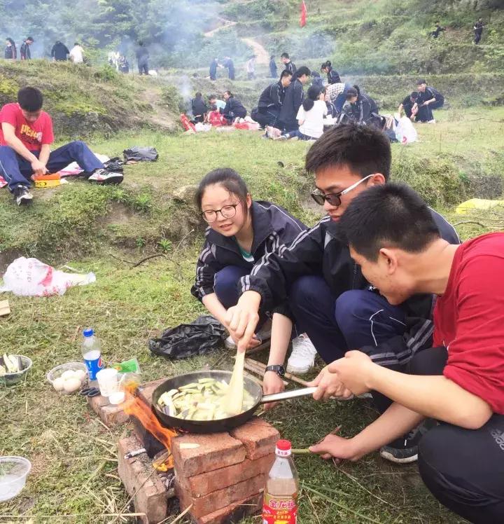 平江碧龙峡景区值得去玩吗,平江碧龙峡全长多少公里