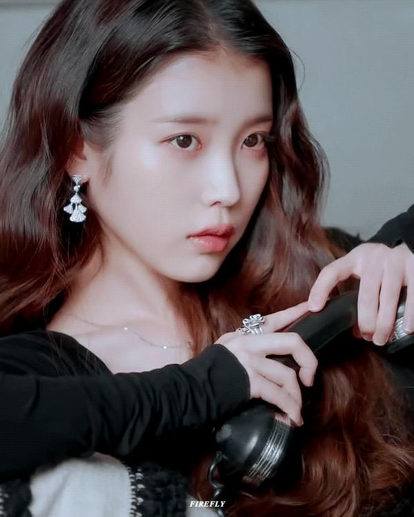 小五官扁平脸适合什么风格,塌鼻扁平脸