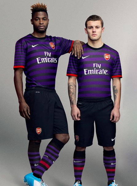 阿森纳哪个赛季球衣好看,阿森纳历史上的球衣品牌