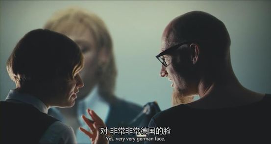 最适合躲在被子里看的电影,适合躲在被子里面看的电影