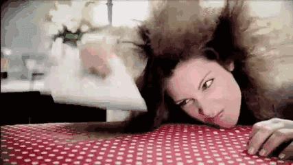 别做高价发膜了！这款“零”差评的国货精油，让你头发“活”起来