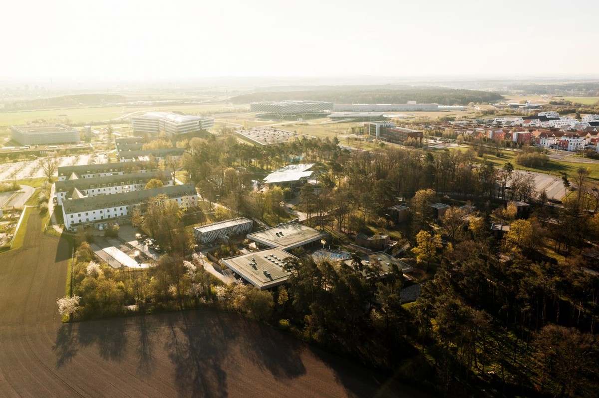 耐克欧洲杯热身,阿迪和耐克欧洲杯