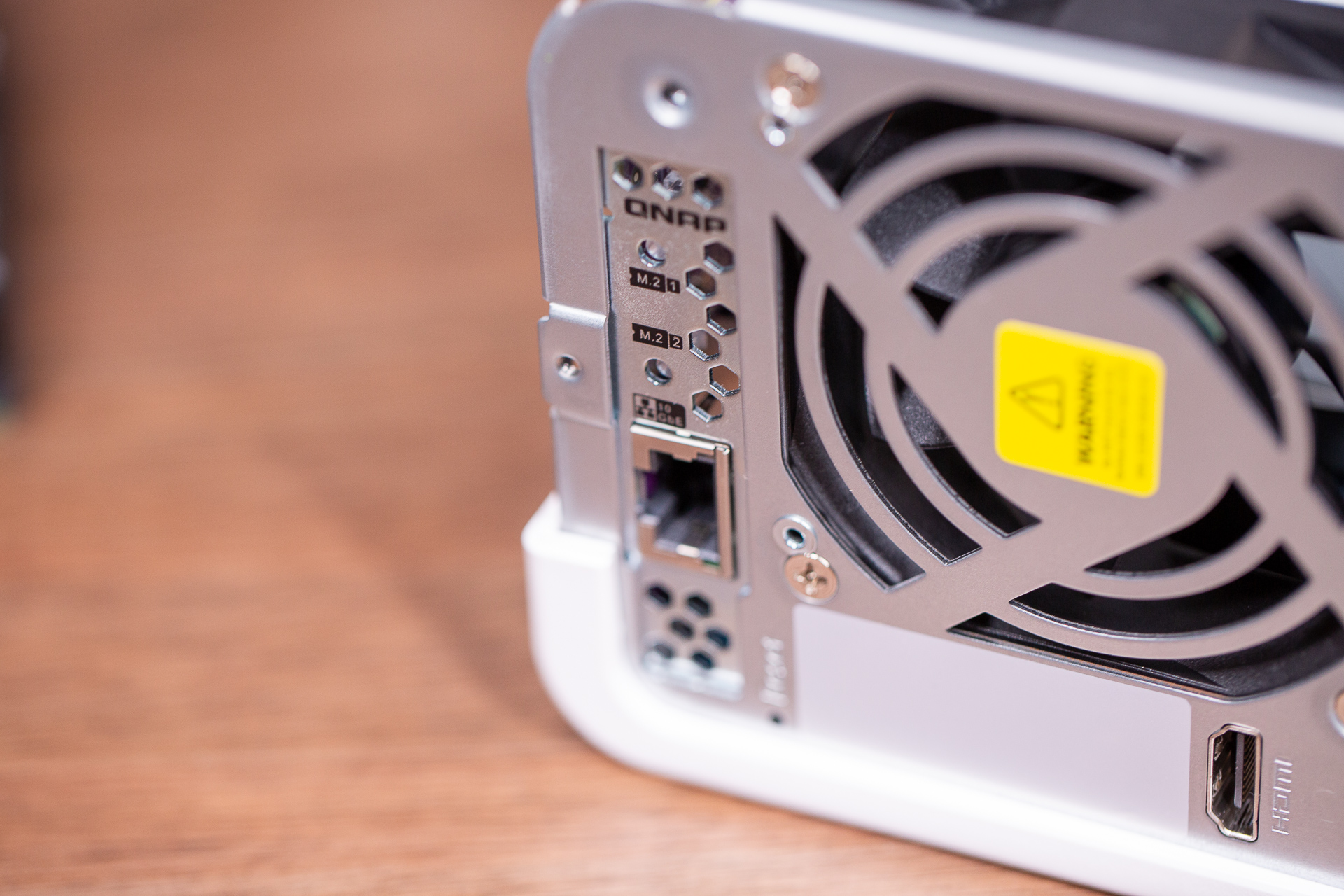 QNAP的高性价比NAS搭配PCIe扩展可以做什么？TS-251D扩展PCIe测试