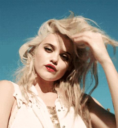 头发毛躁怎么护理不用护发精油,衣草精油怎么护理头发