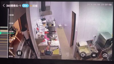 油锅着火不要慌原版,油锅着火别着急下一句