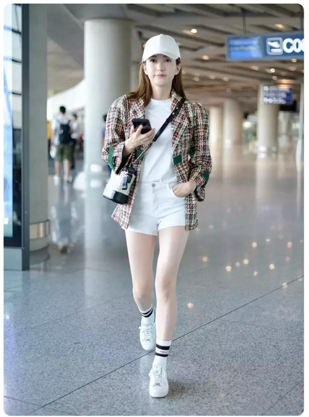 夏天穿蓝色短裤上衣穿什么好看,夏天哪几种短裤不要穿