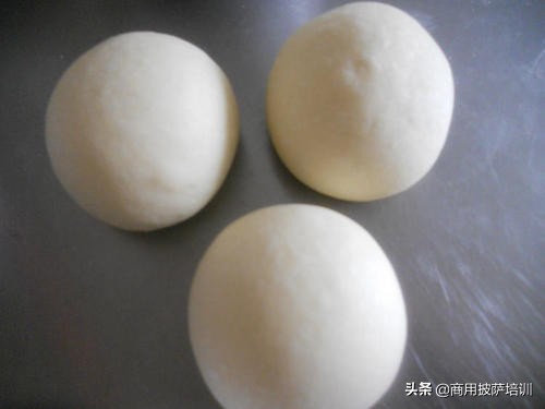 披萨面团气泡多,披萨冷藏面团需要静置吗