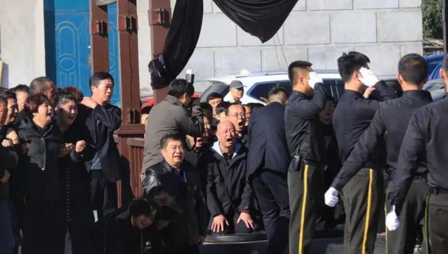 郭德纲为什么没参加师胜杰告别会,师胜杰得的胰腺癌还是肝癌