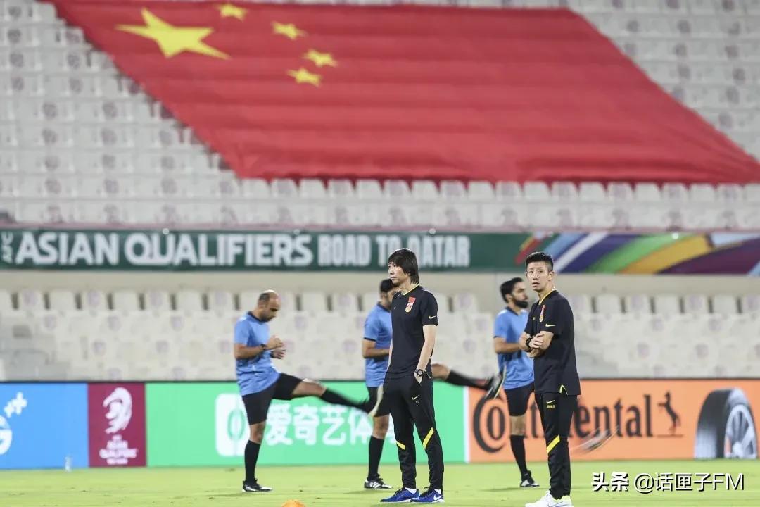 国足出线形势功亏一篑荣誉之战,国足踢越南成生死战荣誉战