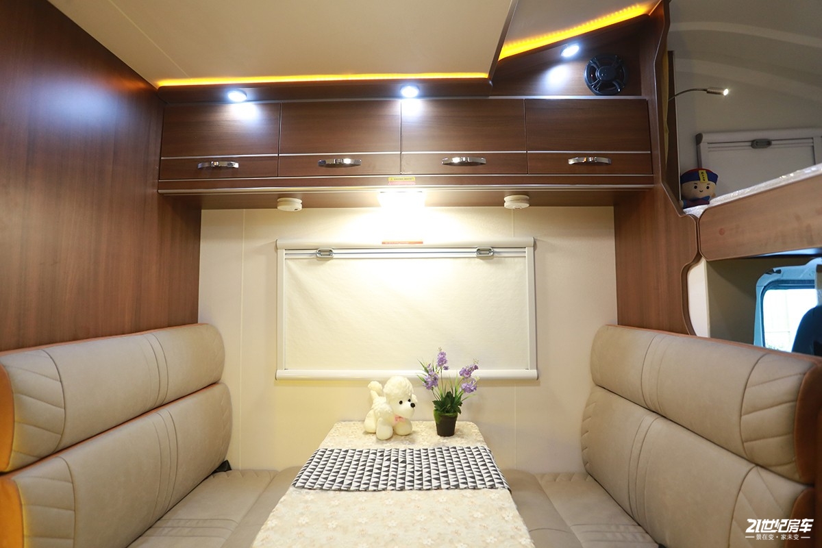 平头轻卡c型房车跃进,详解上汽跃进H500轻卡房车